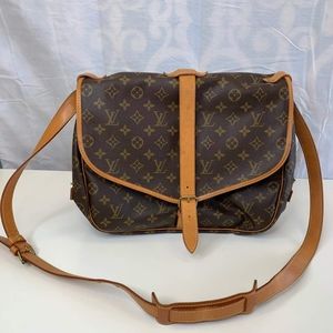 Louis Vuitton Saumur 35